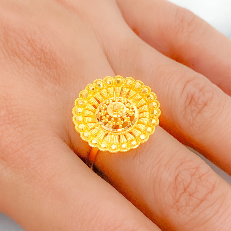 Bright Round Flower 22k Gold Ring