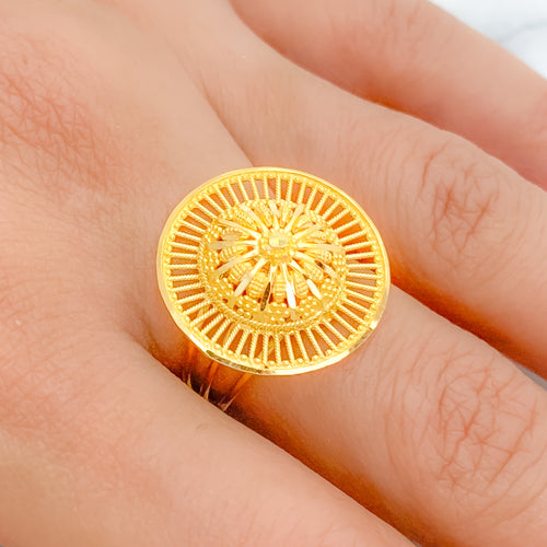 Glistening Floral Spoke 22k Gold Ring