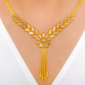 Fancy Leaf Adorned Necklace Set