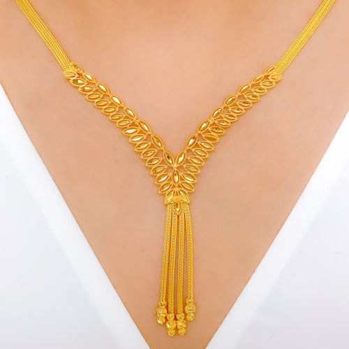 Chic Golden Leaf Necklace Set