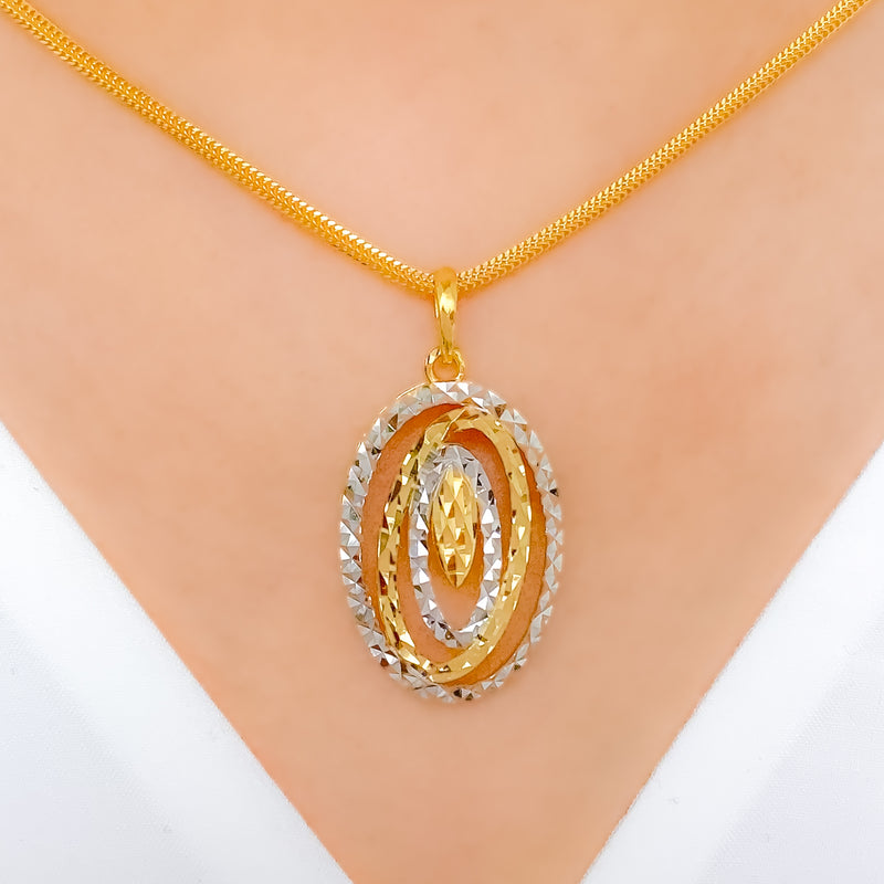 Modern Oval 22k Gold Pendant Set