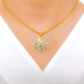 Sparkling Clover 22k Gold Pendant Set