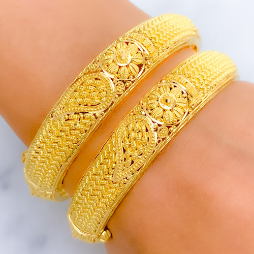 Stunning Floral Bangle 22k Gold Pair