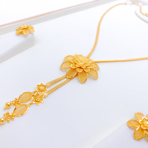 Opulent Flower Drop 22k Gold Set