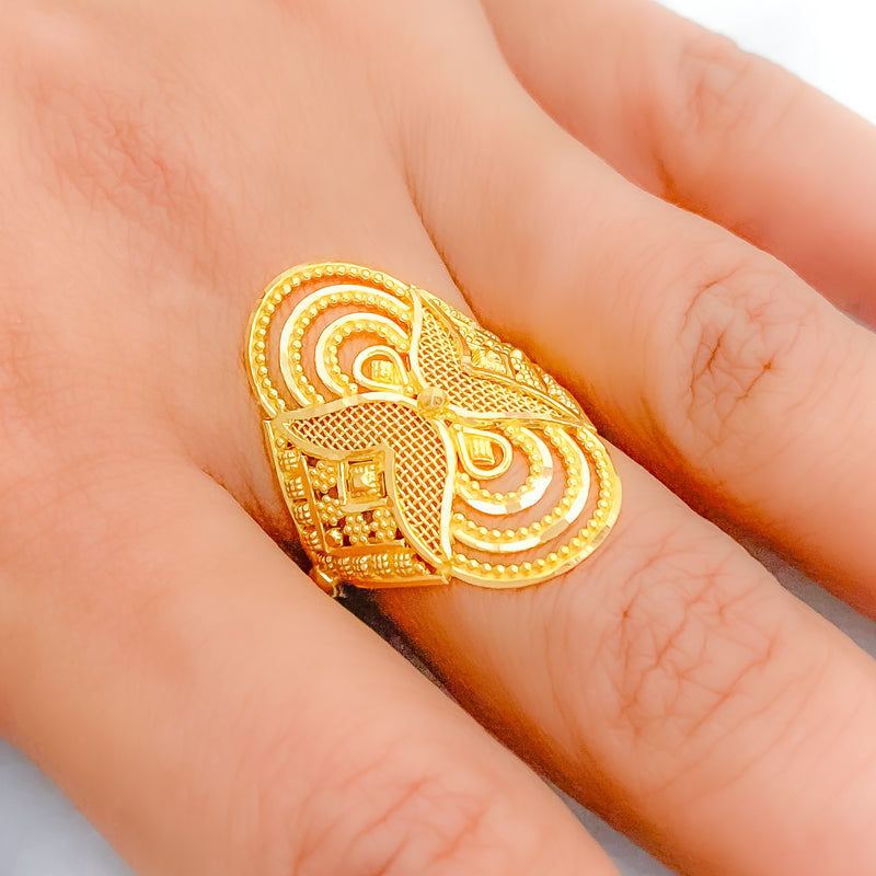 Stunning Netted Gold 22k Gold Ring