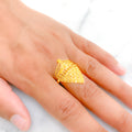 Chic Dressy Acorn 22k Gold Ring