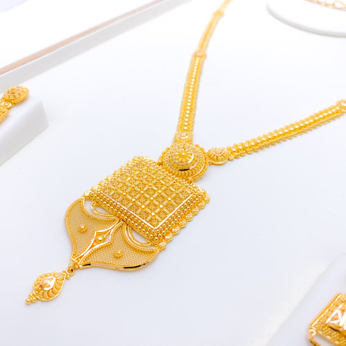 Extravagant Square Drop 22k Gold Set