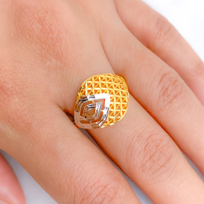 Netted Two-Tone Ring