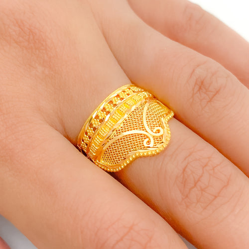 Opulent Netted 22k Gold Ring