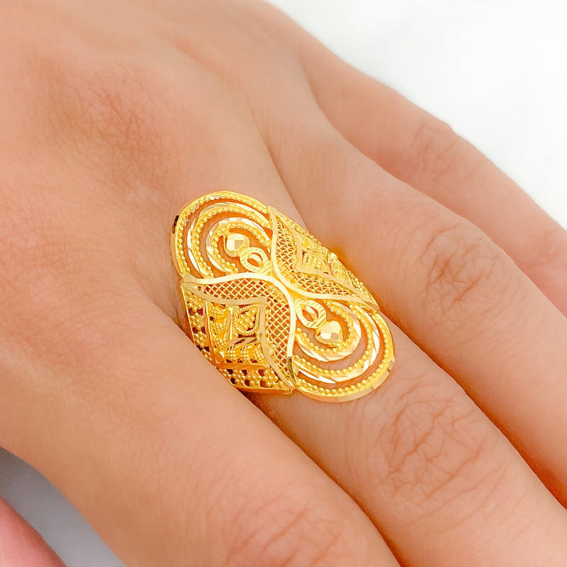 Exclusive Grand 22k Gold Ring