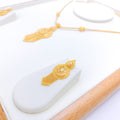 Tasteful Glistening 22k Gold Necklace Set