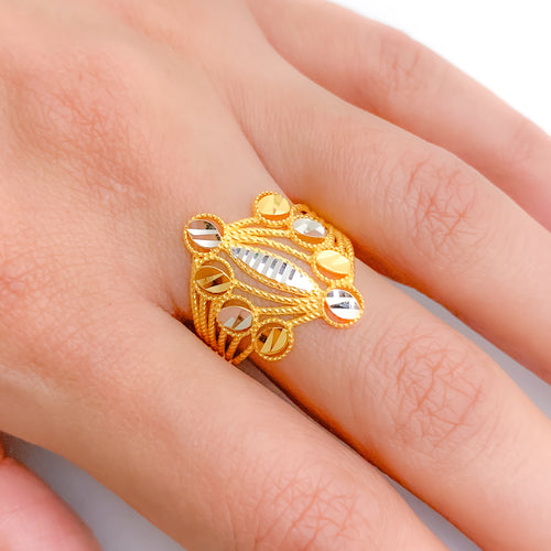 Stylized Two-Tone Ring