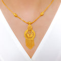 Tasteful Glistening 22k Gold Necklace Set