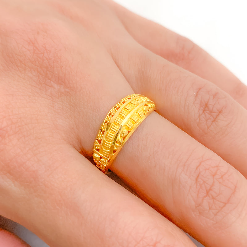 Graceful Ring Band