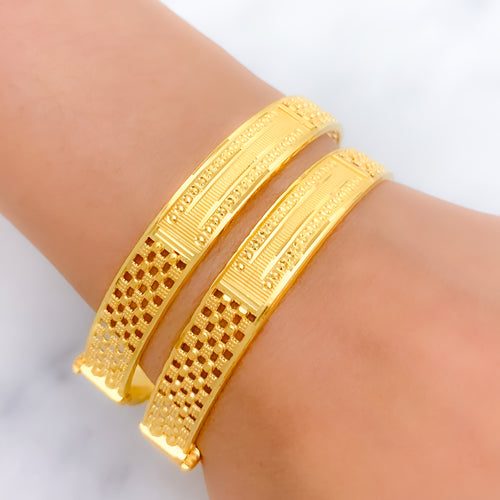 Delightful Sleek 22k Gold Bangles