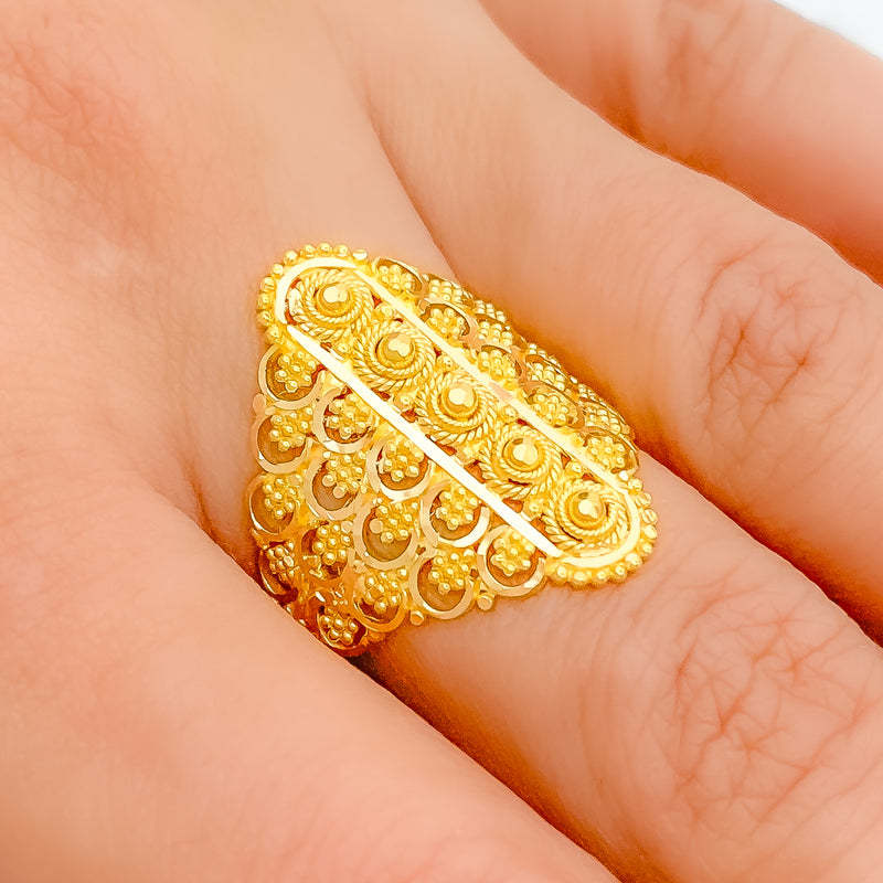 Exclusive Floral Cluster 22k Gold Ring