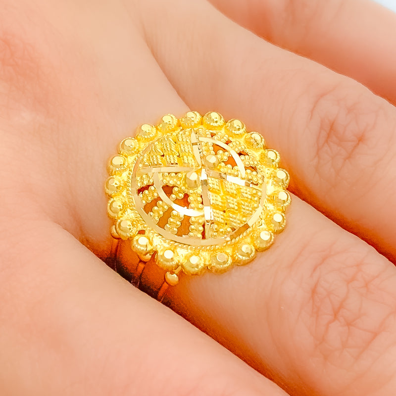 Ornate Reflective Bead 22k Gold Ring