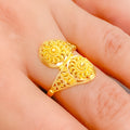 Floral Curved Lightweight 22k Gold Ring