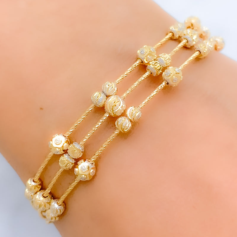 Posh Glittery Wire 22k Gold Bracelet