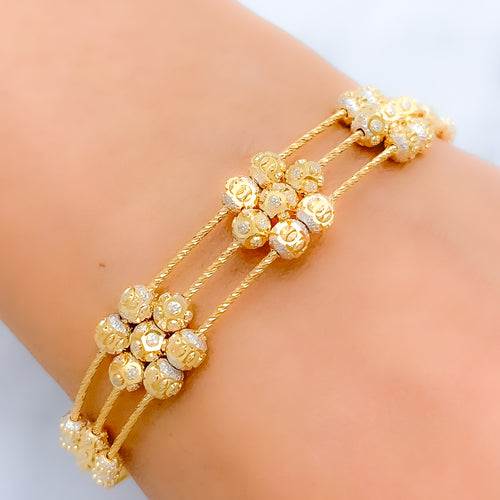 Two-Tone Flower Wire 22k Gold Bracelet
