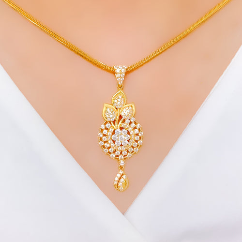 Elegant Floral Leaf 22k Gold Pendant Set