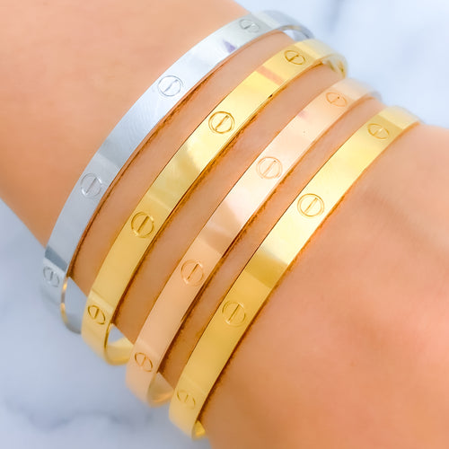 Contemporary Prismatic 22k Gold Bangle Set