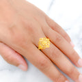 Refined Traditional Gold Ring