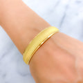 Chic Versatile Gold Bangle