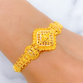 Graceful Classic 22k Gold Bracelet