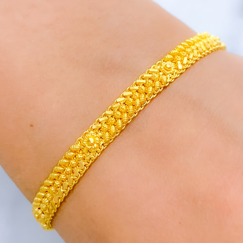 Dainty Tassel 22k Gold Bracelet