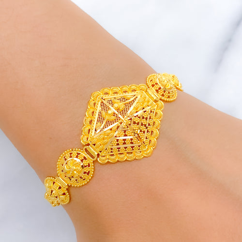 Impressive Netted 22k Gold Bracelet