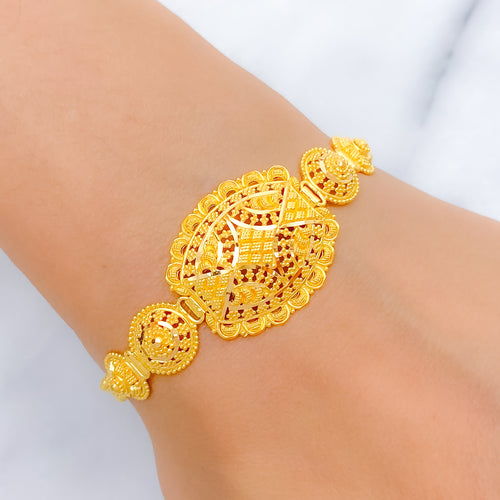 Sophisticated Dome Link 22k Gold Bracelet