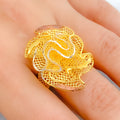 Impeccable Netted 22k Gold Ribbon Ring