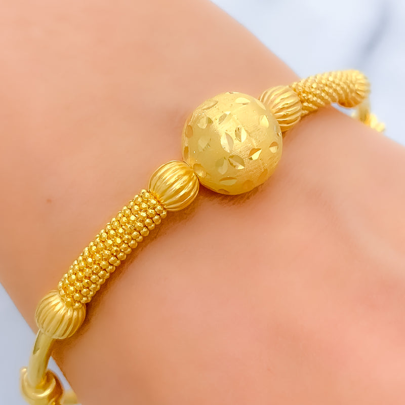 Tasteful Smooth Finish 22k Gold Bangle Bracelet