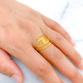 Attractive Wide 22k Gold Spiral Ring