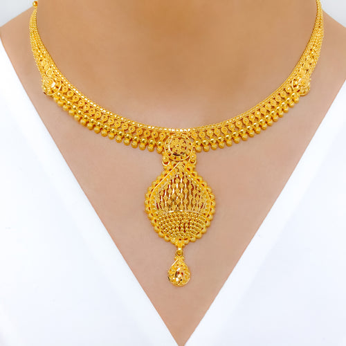 Ornate Glistening Floral 22k Gold Necklace Set