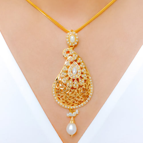 Shining Classic Pearl Drop 22k Gold Pendant Set