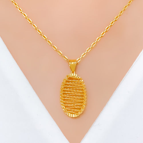 IN-STORE PROMO - 22k Gold Wire Pendant With Chain 1