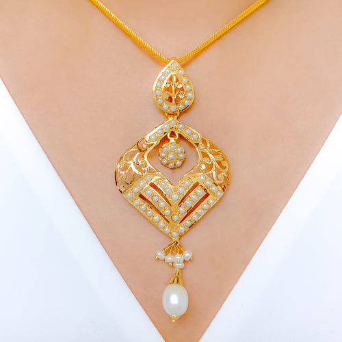 Dainty Floral Leaf Drop Pendant 22k Gold Set