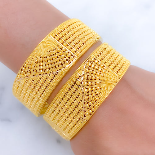 Grand Shimmering Leaf Gold Bangles