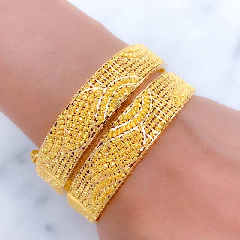 Floral Accented Wave 22k Gold Bangles