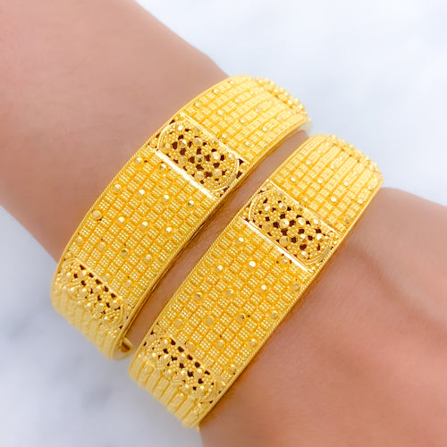 Lush Sparkling Bead Bangle 22k Gold Pair