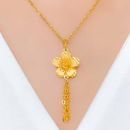 IN-STORE PROMO - 22k Fancy Floral Gold Pendant With Chain 2