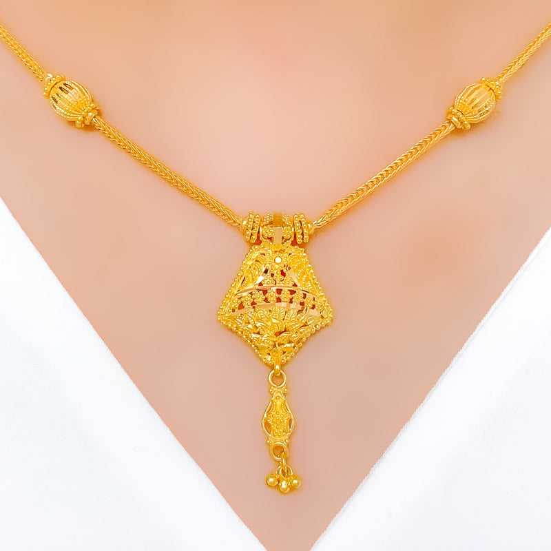 Ornate Floral Motif 22k Gold Necklace Set