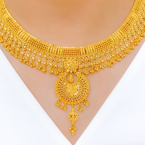 Stunning Floral Hanging Chand 22k Gold Set