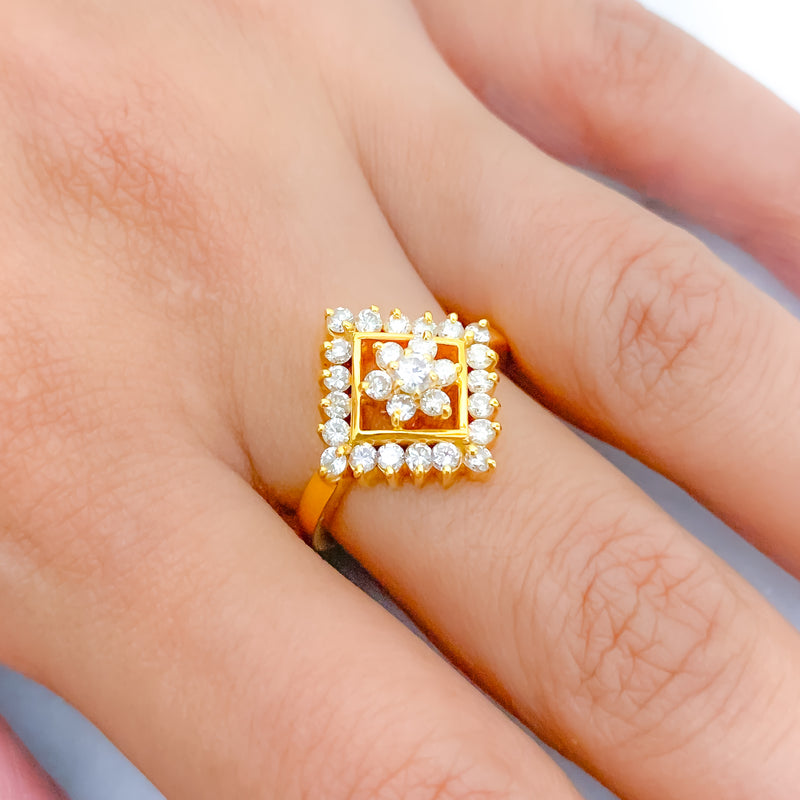 Dainty Floral 18K Gold Diamond Ring