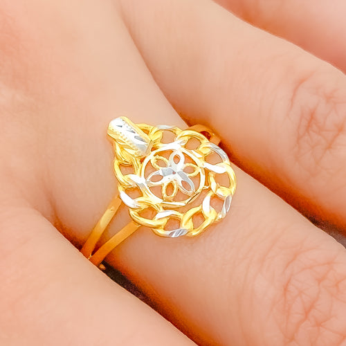 Attractive Dual Tone Flower 22k Gold Ring