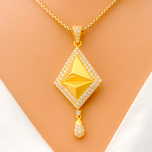 22k-gold-Luscious Diamond Shaped CZ Pendant 