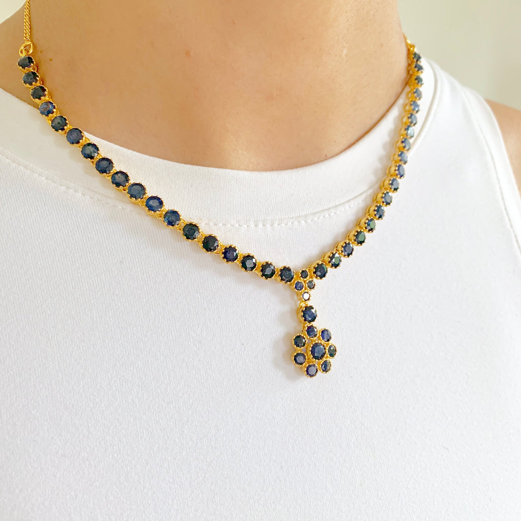 Round sapphire necklace Clearance