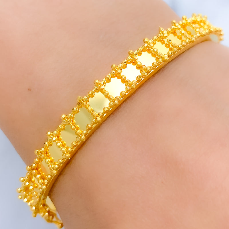 Tasteful Timeless Beadwork 22k Gold Bangle Bracelet